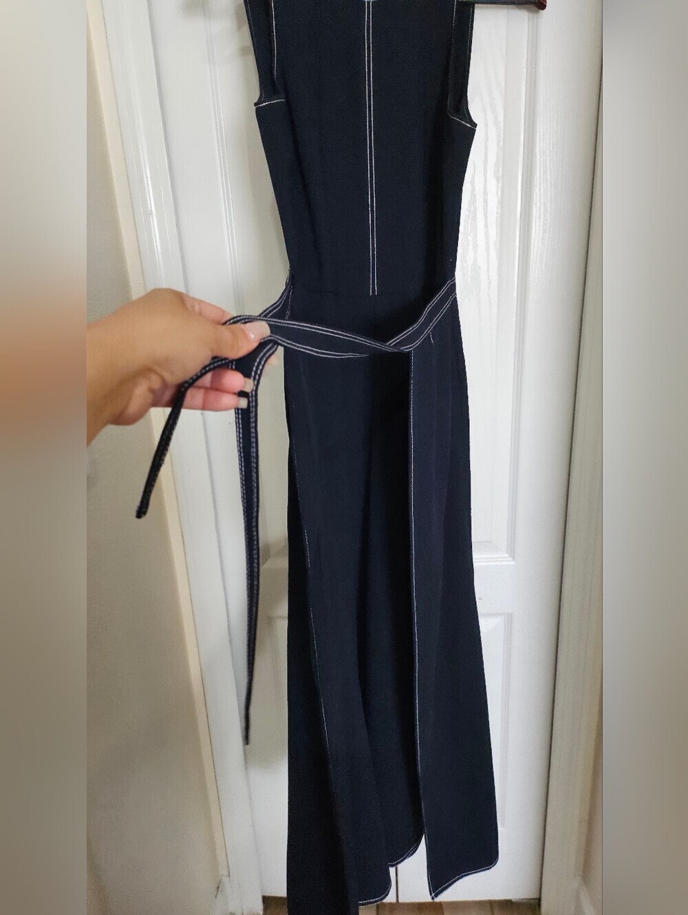 Joie Navy Blue Contrast Stitch Sleeveless Jumpsuit Tie Waist Women's Size 2. - Picture 10 of 16